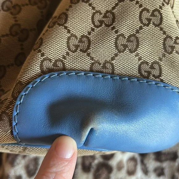 Gucci Tan and Blue Shoulder Bag - Picture 3 of 12